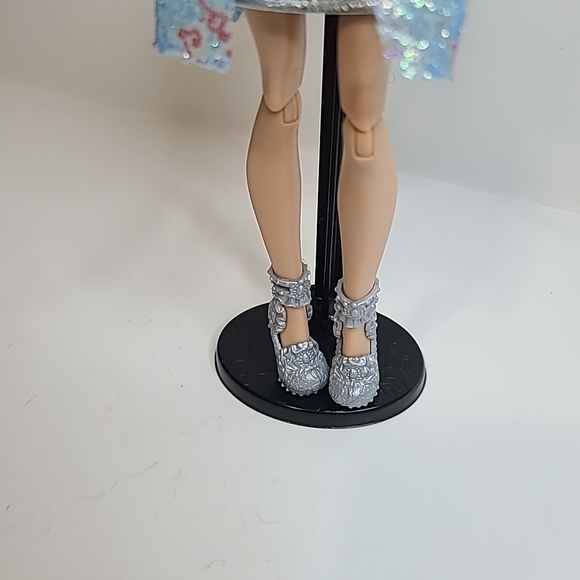 Ever After High Darling Charming Doll - Picture 6 of 9